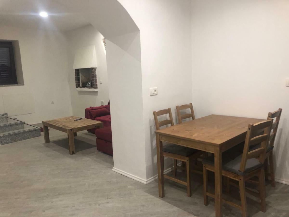Bozic Apartman Apartman Póla Kültér fotó